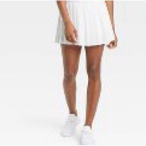 New without tags Golf/tennis skort.